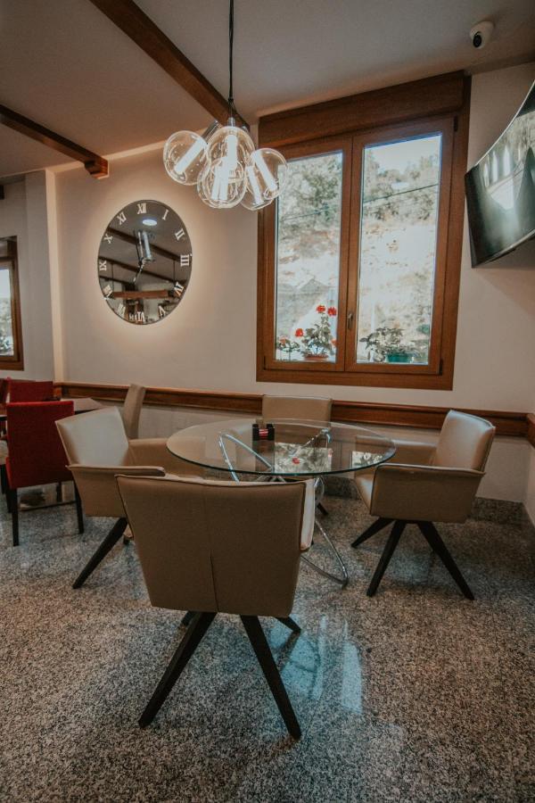 Hotel A Veiga Самос Экстерьер фото