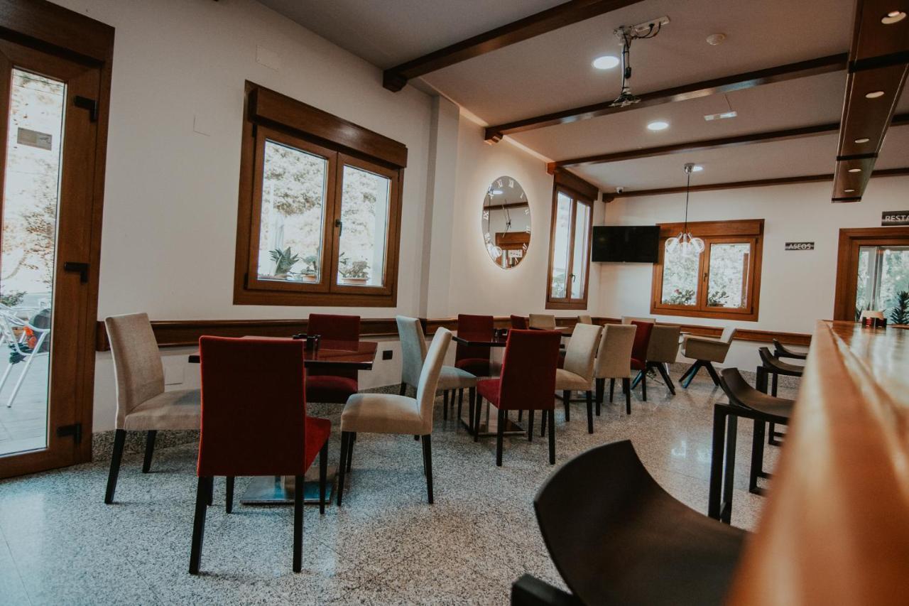 Hotel A Veiga Самос Экстерьер фото