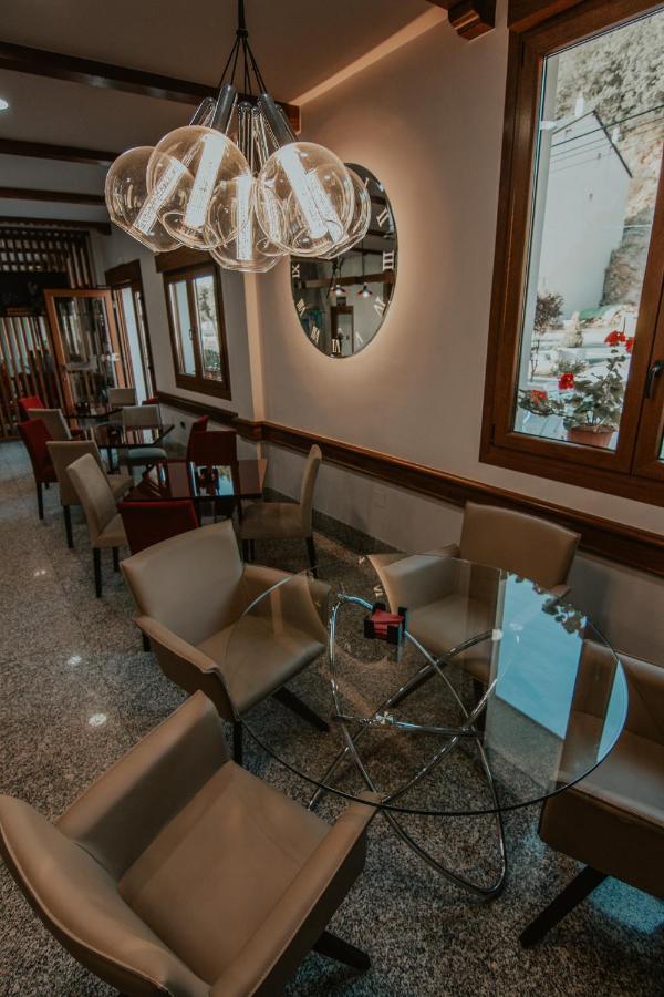 Hotel A Veiga Самос Экстерьер фото
